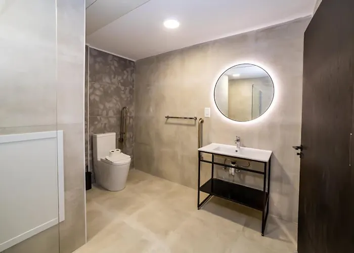 Апартаменты Spacious With 3 Single Beds - By Hostmt Сент-Полс-Бей