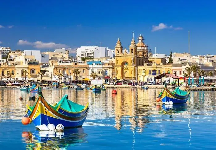 Апартаменты Spacious With 3 Single Beds - By Hostmt *