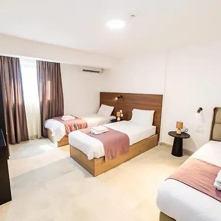 Appartement Spacious With 3 Single Beds - By Hostmt *